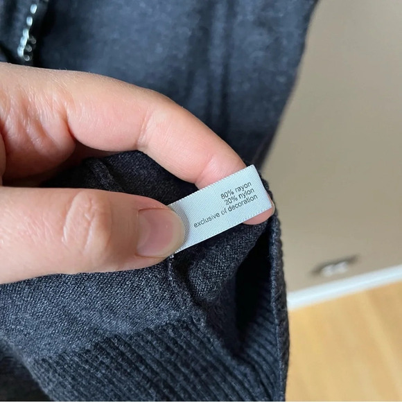 Jodi Arnold For The Limited Career Gray Cardigan Size Small Metal Chain Satin - Picture 5 of 8